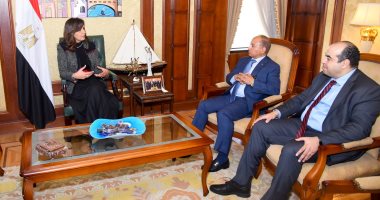 وزيرة الهجرة تستقبل خبيرين في التكنولوجيا الرقمية من "مصر تستطيع بالصناعة"