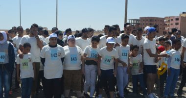 رئيس مدينة القصير يشهد يوما رياضيا تزامنا مع اليوم العالمى للتوحد.. صور
