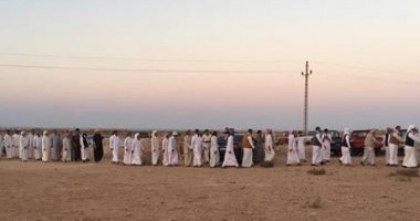 مجتمع مطروح بين الماضى والحاضر.. عادات وتقاليد راسخة تتحدى الزمن.. "المرضى" القاضى العرفى للقبائل وتقره القوانين.. الرغاطة والمنحية أهم مظاهر التكافل الاجتماعي والقرآن والفضة سلاح البدوية للتحصين من السحر