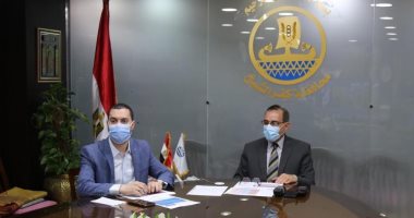 محافظ كفر الشيخ يشارك فى اجتماع مجلس المحافظين عبر الفيديو كونفرانس