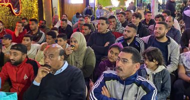 بث مباشر.. الحزن يخيم على وجوه أهالي قرية نجريج مسقط رأس محمد صلاح