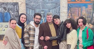 فتحى عفيفى يفتتح معرضه "الصحبة" فى وسط البلد