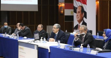 وزير الكهرباء يستعرض مع السفير البريطانى تجربة مصر فى مجال خفض الانبعاثات