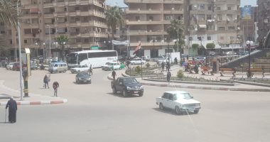 بعد موجة التقلبات الجوية.. أجواء مشرقة وانتظام الحركة المرورية بطرق بالبحيرة ..لايف