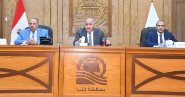 محافظ قنا يوجه برفع درجة الاستعداد لاستقبال موسم توريد محصول القمح