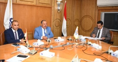 محافظ قنا يكلف بوضع خطة لآليات تنمية وتطوير الموارد المحلية 
