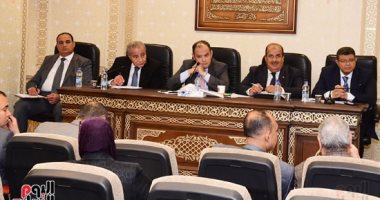 وزير التموين للنواب: السلع متوفرة ونكثف الرقابة لضبط الأسواق ونطمئن الناس بشأن القمح.. المصيلحى: الاحتياطى الاستراتيجى مكننا من استيعاب الصدمات الطارئة.. وأزمة روسيا وأوكرانيا تحتاج سنة ونصف لاستيعاب تداعياتها