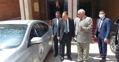 محافظ الشرقية يتفقد سيارة الضبطية القضائية الجديدة لجهاز حماية المستهلك