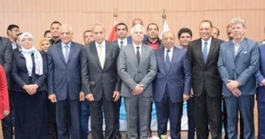 محافظ الشرقية: الإدارة المحلية عصب حياة المواطنين والعامود الفقرى للخدمات