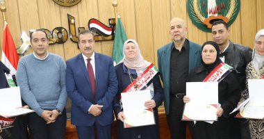 محافظ المنوفية يكرم الأمهات المثاليات على مستوى المحافظة.. صور