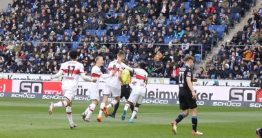 شتوتجارت يتعادل مع أرمينيا بيليفيلد فى الدورى الألمانى بمشاركة عمر مرموش