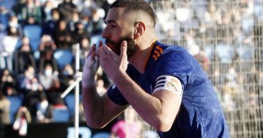 كريم بنزيما يعادل رقما تاريخيا للأسطورة دي ستيفانو مع ريال مدريد