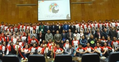 "الجمهورية الجديدة فى مواجهة التطرف".. ضمن جلسات أسبوع الشعوب بجامعة أسيوط