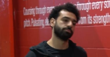 لحظة وصول صلاح ومانى ونجوم ليفربول إلى أنفليد استعدادا لمباراة واتفورد.. فيديو