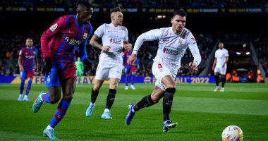برشلونة يستضيف إشبيلية الليلة لتأمين صدارة الدوري الإسباني