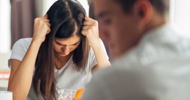 إزاي تعمل يو تيرن من علاقة حب فاشلة وتعيش حياتك؟ .. قدر مشاعرك أولاً