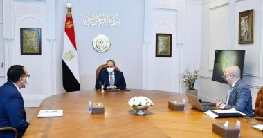 الرئيس السيسى يستعرض الموقف التنفيذى للمشروعات القومية لوزارة الإسكان.. ويوجه بمواصلة العمل فى مختلف المشروعات على مستوى الجمهورية.. وتوجيهات رئاسية بشأن مشروع "التجلى الأعظم فوق أرض السلام" بسيناء