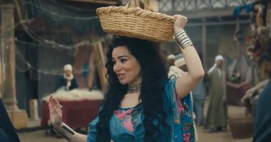 مي عز الدين توجه رسالة شكر لمخرج جزيرة غمام