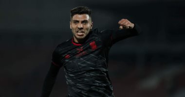 الأهلى يعلن غياب محمد شريف شهرين عن الملاعب