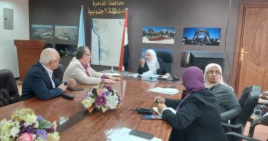 نائب محافظ القاهرة تبحث رصف الطرق الداعمة لمحور حسب الله الكفراوى