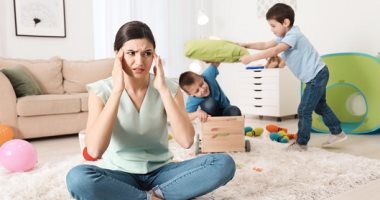 عشان ما تحرجيش ضيوفك .. حيل للتعامل مع أطفال المدعوين على الإفطار فى رمضان 