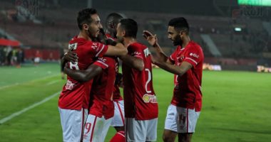 مفاجآت فى تشكيل الأهلي أمام طلائع الجيش بالدوري.. حسام حسن يعود للظهور فى الهجوم بدلاً من محمد شريف.. غياب طاهر محمد طاهر وحمدي فتحي رغم التألق أمام الرجاء..ومعلول وعبد المنعم وياسر والشحات يحافظون على مراكزهم