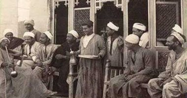 تاريخ المقاهى فى مصر.. مستشرقون يصفون علاقة المصريين والمقهى فى رمضان