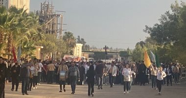وصول جثمان القمص أرسانيوس إلى مثواه الأخير بدير مارمينا.. فيديو وصور