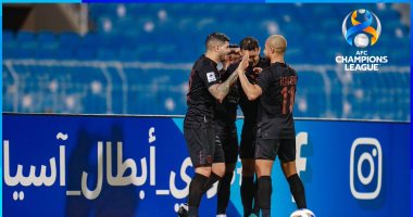 الاتحاد الآسيوى يعلن التشكيل المثالى للجولة الأولى لدورى الأبطال 