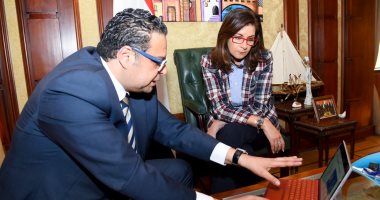 وزيرة الهجرة تستقبل مدير برامج الصناعة بجامعة لينكولن بالمملكة المتحدة