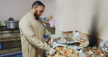 التجارة مع الله.. مطبخ الخير يقدم 250 وجبة للصائمين منذ 10 سنوات فى المنوفية