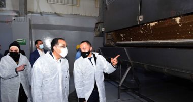 رئيس الوزراء لعمال "إيديتا": العمال المصريون دائمًا ما يثبتون كفاءتهم وقدرتهم علي الصمود والنجاح خاصة وقت الظروف والأزمات.. الشركة يعمل بها 7 آلاف عامل.. واستثماراتها 3.5 مليار دولار وصادراتها 300 مليون جنيه