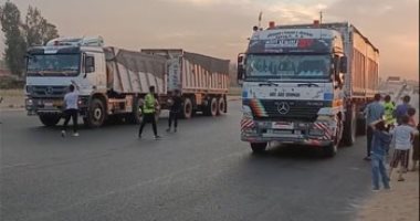 المنايفة بيفطروا الصائمين للعام الثالث على التوالي.. وجبة ساخنة وبلح (فيديو)