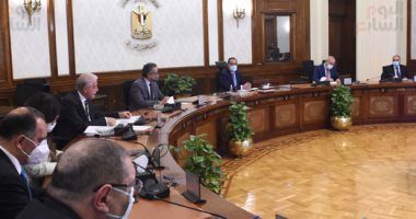 رئيس الوزراء يتابع جهود حل مشكلات المستثمرين السياحيين المتعثرين بشرم الشيخ.. صور