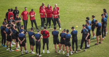 موسيماني يمنح الفرصة لرباعي "الدكة" فى الأهلي خلال مباريات الدورى