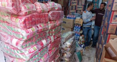 حملات تموينية لمواجهة جشع التجار بالمحافظات.. تحرير 220 محضرا لمخابز وأسواق فى بنى سويف.. ضبط 21 مخبزا مخالفا بالبحيرة.. 142 محضرا تموينيا بالمنوفية.. وضبط 7 أطنان طحينة ودقيق وسكر مجهولة بالقليوبية.. صور