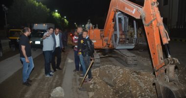 فى جولة ليلية.. نائب محافظ بنى سويف يتفقد معارض "أهلا رمضان" بمدينة ببا