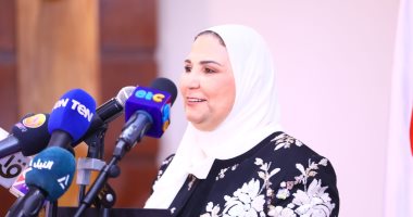 وزيرة التضامن الاجتماعى تفتتح ندوة فكرية لتدشين مشروع بحثى حول "التكلفة الاقتصادية والاجتماعية للإرهاب فى مصر" .. نيفين القباج: متوسط التكلفة المادية لظاهرة التطرف 70  مليار دولار حول العالم.. صور  