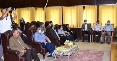 محافظ الفيوم يشهد اللقاء التوعوي لإطلاق حملة تنمية الأسرة وتصحيح المفاهيم