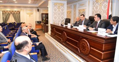 زراعة الشيوخ تستكمل دراسة ملف الأسمدة.. ورئيس اللجنة يطالب بتوريد 330 ألف طن.. صور
