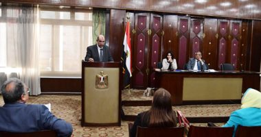 "ثقافة الشيوخ" تناقش تطوير الموانئ لجذب البواخر السياحية.. صور