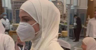 الملكة رانيا العبد الله تؤدى مناسك العمرة.. صور