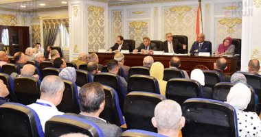 رئيس"محلية النواب": التعدى على الأراضى الزراعية والبناء المخالف ملف شائك.. صور