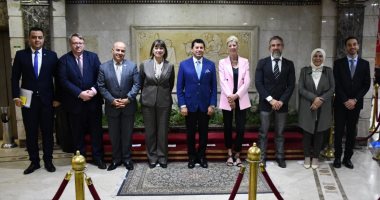 وزير الشباب والرياضة يلتقي مُمثلي منظمات الأمم المتحدة لمناقشة ملفات التعاون المشترك