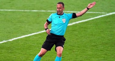 صافرة برتغالية لمباراة برشلونة ضد فرانكفورت فى الدورى الأوروبى
