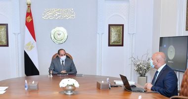 الرئيس السيسى يستعرض الموقف التنفيذي للمشروعات الخاصة بوزارة النقل.. ويوجه بالاستمرار في التنسيق مع الجانب السوداني الشقيق لتطوير حركة النقل النهري بين البلدين.. وتطوير منظومة السكك الحديدية على مستوى الجمهورية