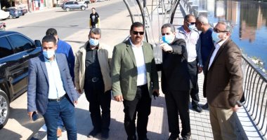 محافظ الغربية يتابع مشروعات الرصف بمراكز ومدن المحافظة