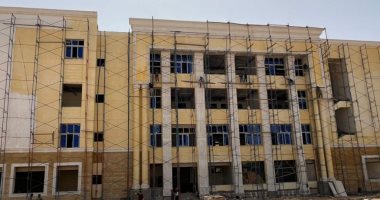 وزير التعليم العالى يتابع الموقف التنفيذى لجامعة الزقازيق الأهلية