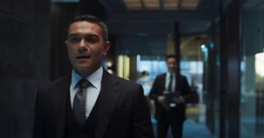 مسلسل سوتس بالعربى الحلقة 14.. صديق أحمد داود يتوعده بتدمير حياته