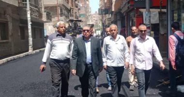 استكمال أعمال رصف الطرق المدرجة بخطة 2022 ضمن مشروعات البنية التحتية بالمنيا